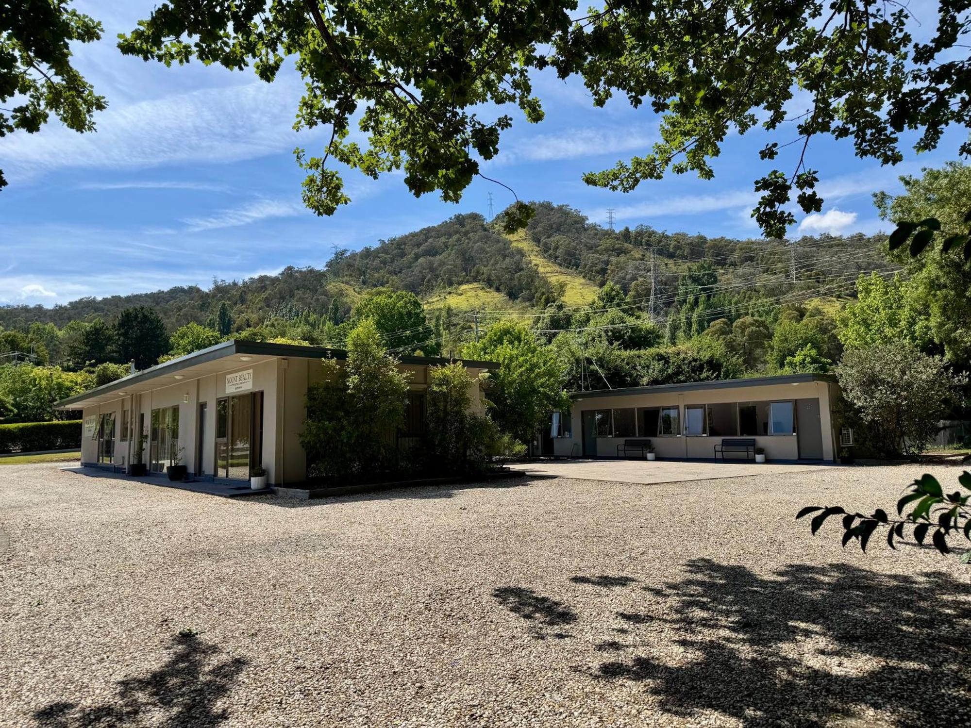 Mount Beauty Motor Inn Exterior foto